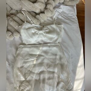12th tribe Elegant White 2 piece skirt Set